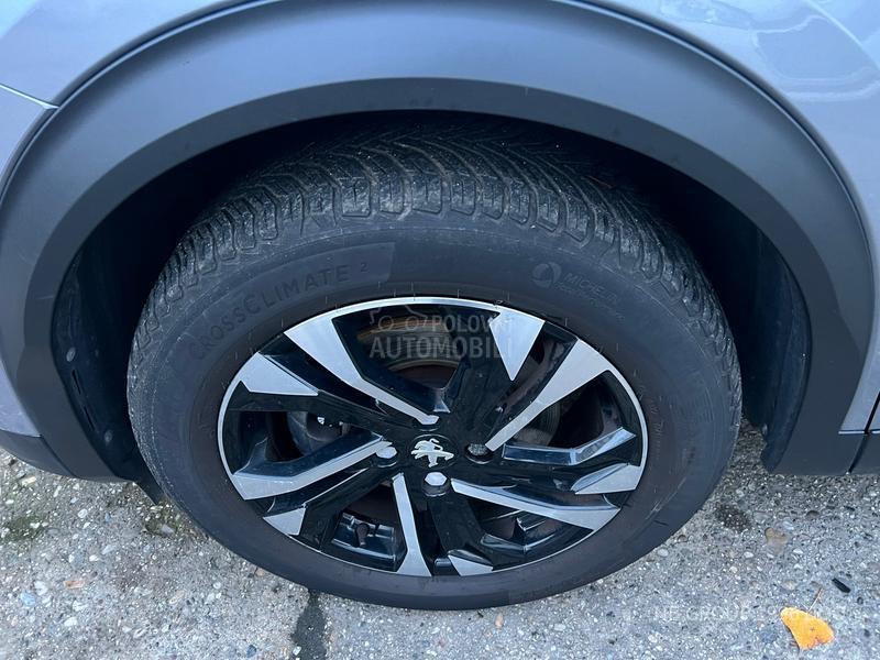 Peugeot 2008 1.5 HDI ALLURE