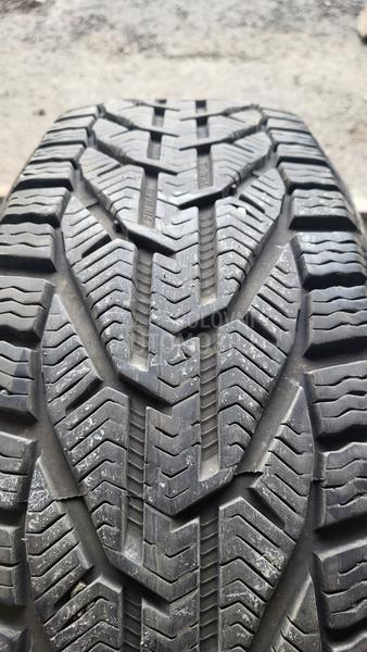 Matador 215/60 R16 Zimska