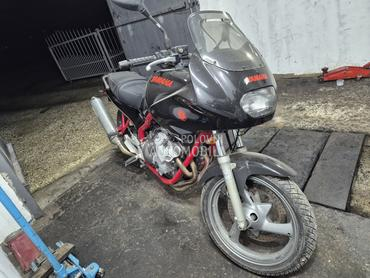 Yamaha XJ600