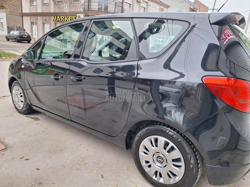 Opel Meriva V i mali servis