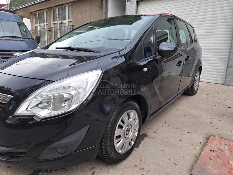 Opel Meriva V i mali servis