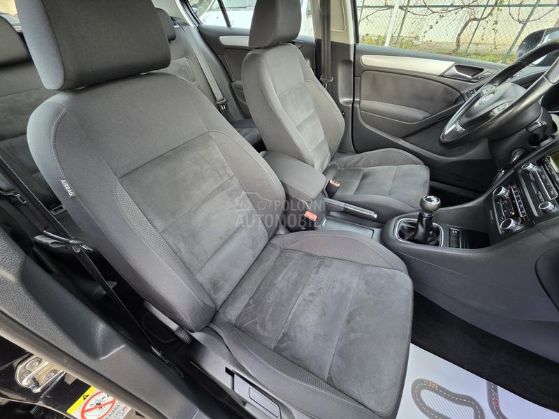 Volkswagen Golf 6 NERASPAKOVAN