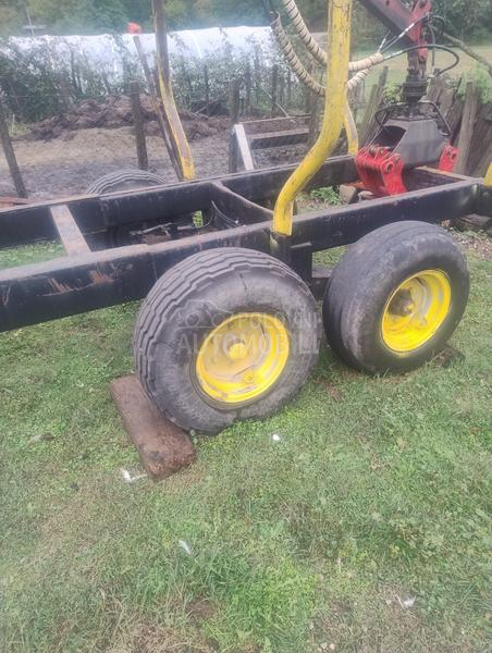 IMT Sa grajferom i vitlo