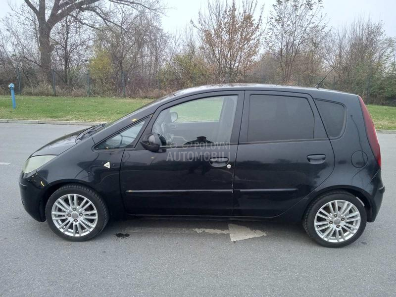 Mitsubishi Colt 