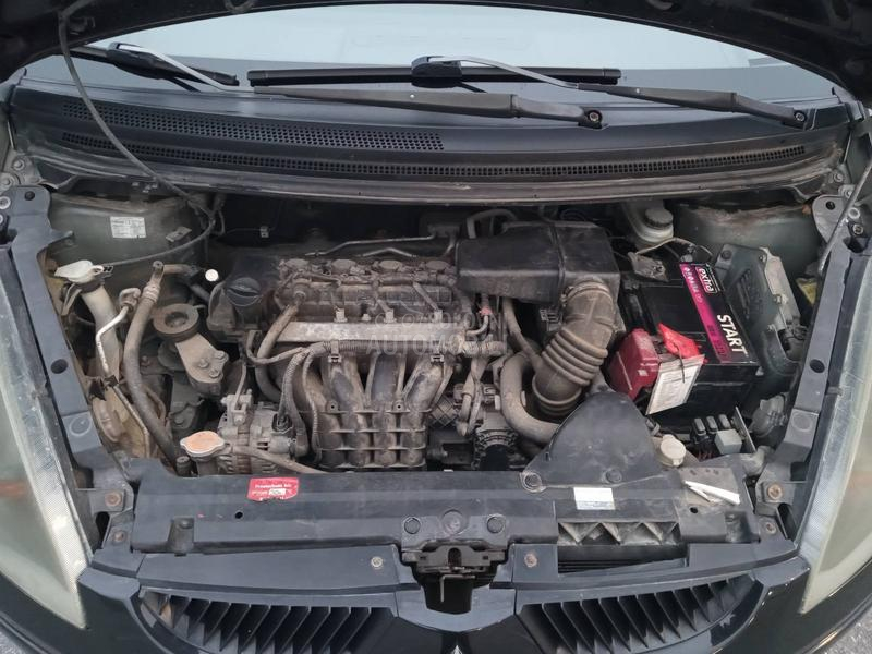 Mitsubishi Colt 