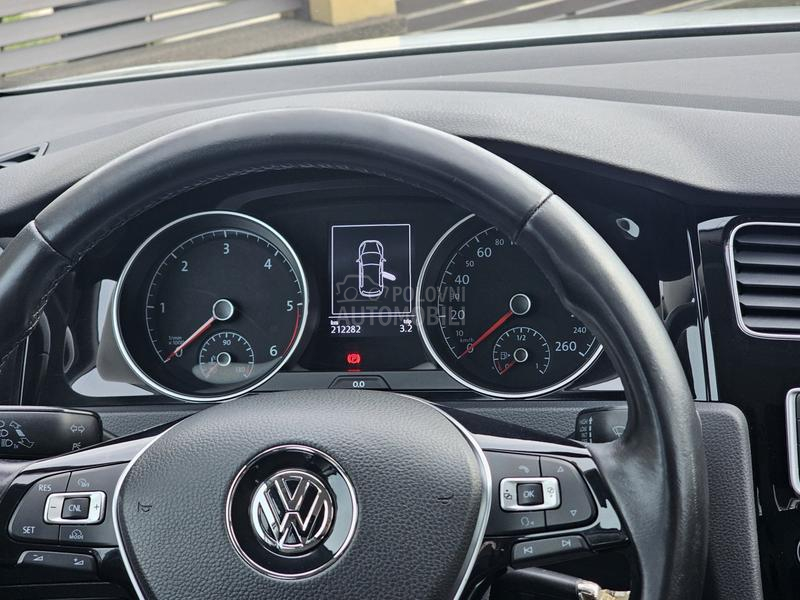 Volkswagen Golf 7 //TOOP STANjE