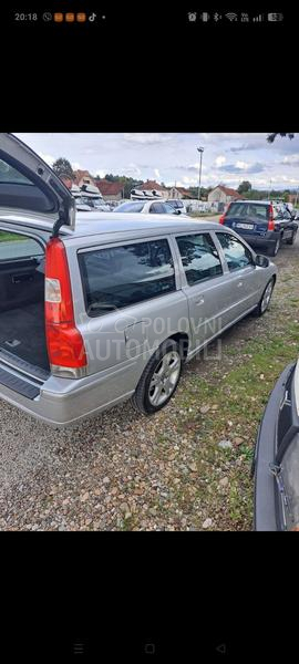 Volvo V70 D5