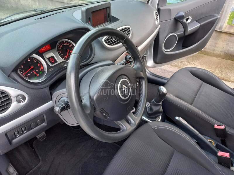 Renault Clio 1.2 CH pa no ra ma