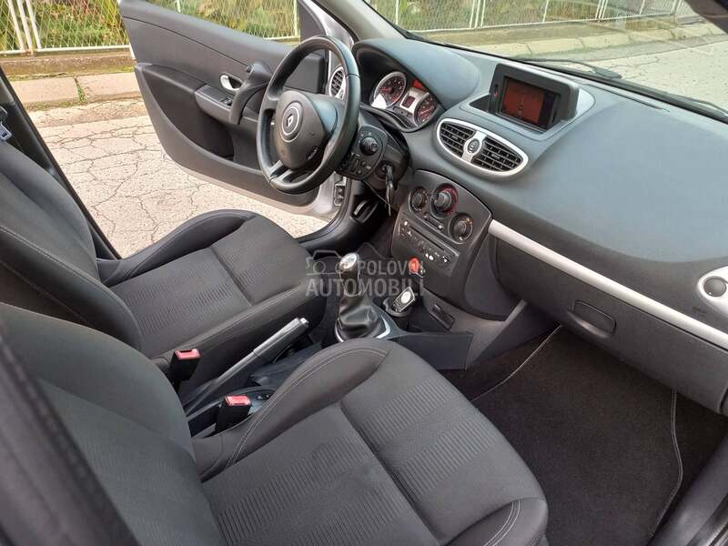 Renault Clio 1.2 CH pa no ra ma