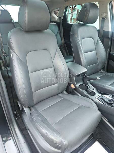 Hyundai Tucson 2.0 4WD VERTEX CH