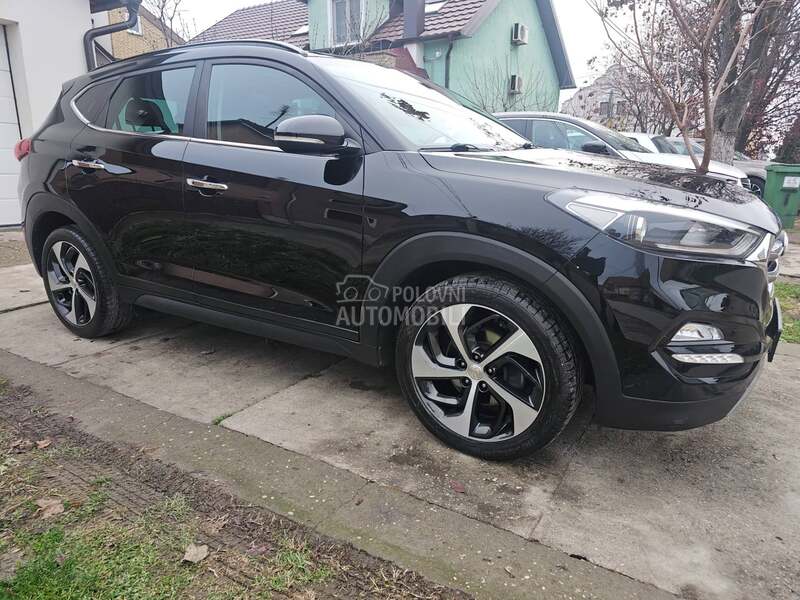 Hyundai Tucson 2.0 4WD VERTEX CH