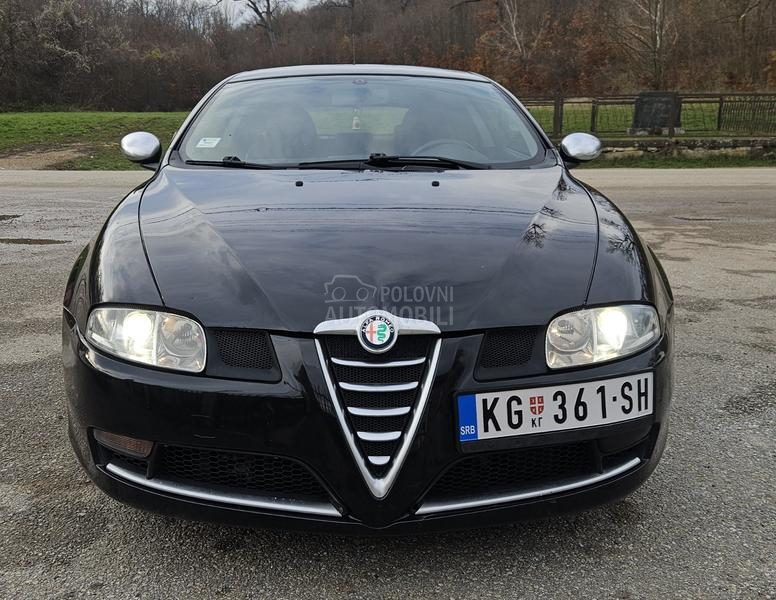 Alfa Romeo GT GT Q2