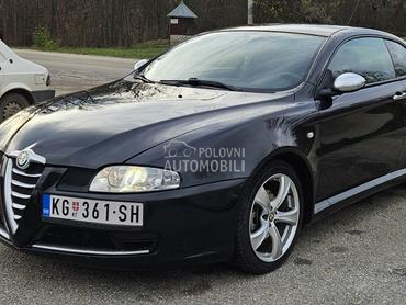 Alfa Romeo GT GT Q2