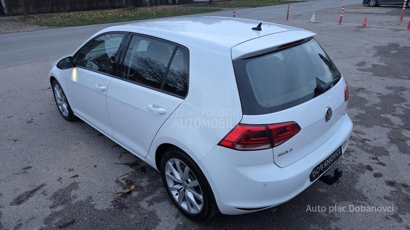 Volkswagen Golf 7 1.6 TDI HIGH-LINE