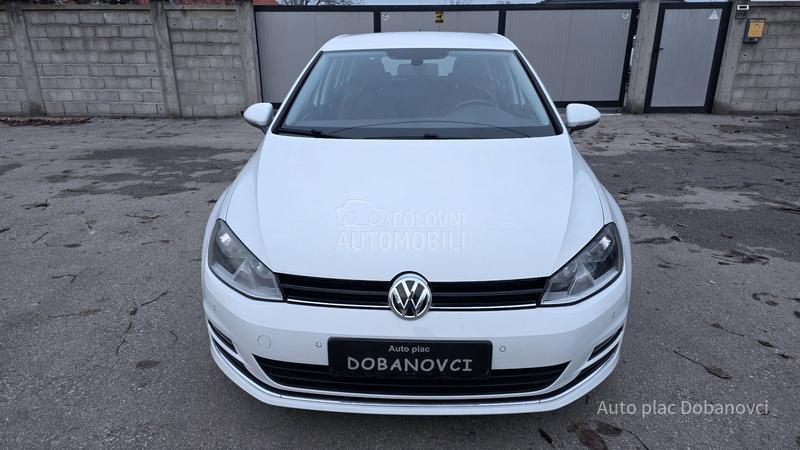 Volkswagen Golf 7 1.6 TDI HIGH-LINE