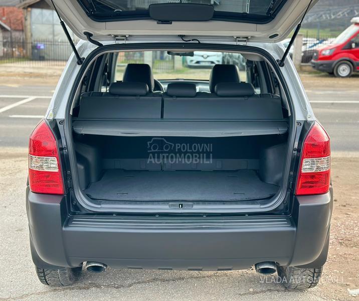 Hyundai Tucson 2.0CRDI MALO KILOMET