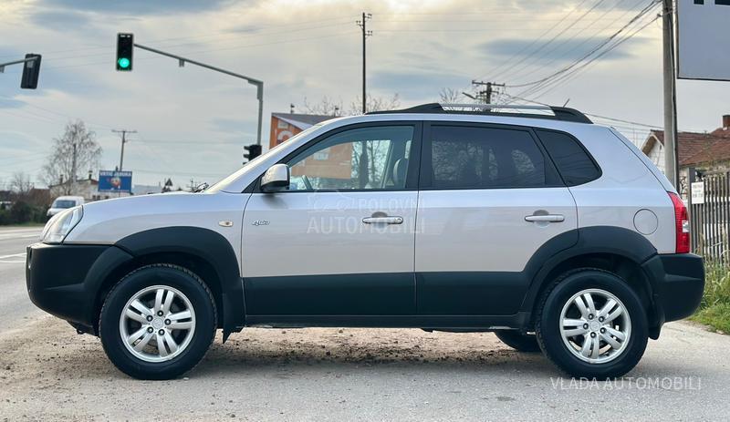 Hyundai Tucson 2.0CRDI MALO KILOMET