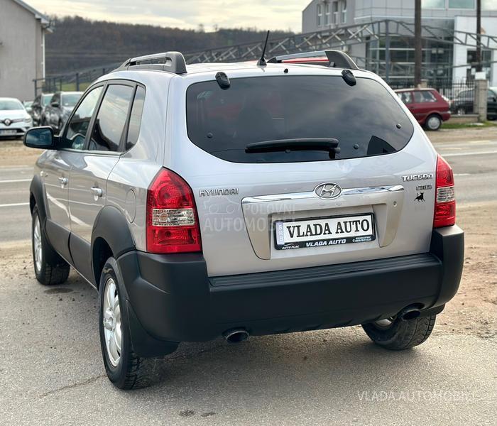 Hyundai Tucson 2.0CRDI MALO KILOMET