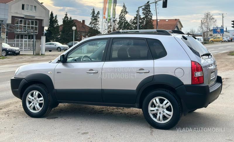 Hyundai Tucson 2.0CRDI MALO KILOMET