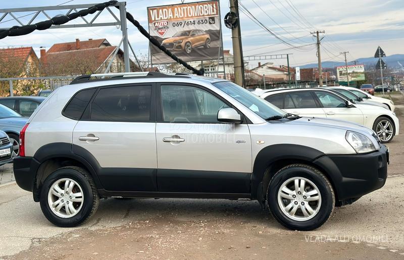 Hyundai Tucson 2.0CRDI MALO KILOMET