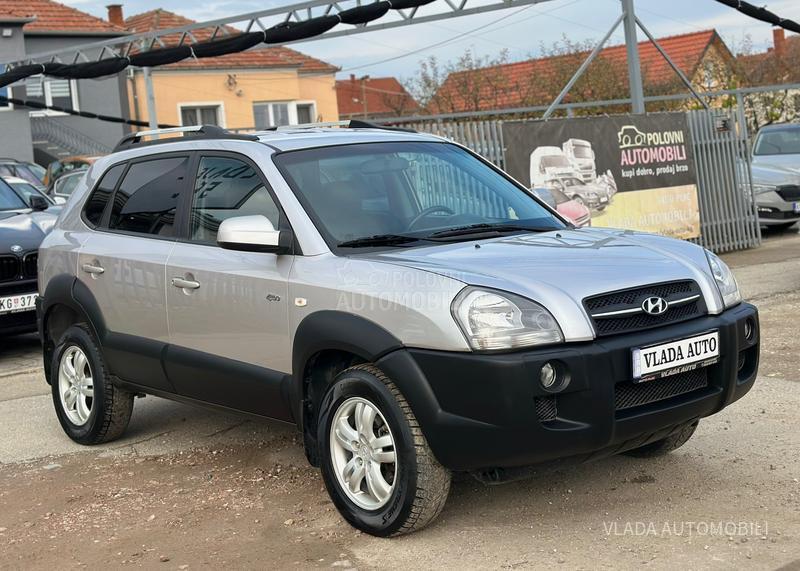 Hyundai Tucson 2.0CRDI MALO KILOMET