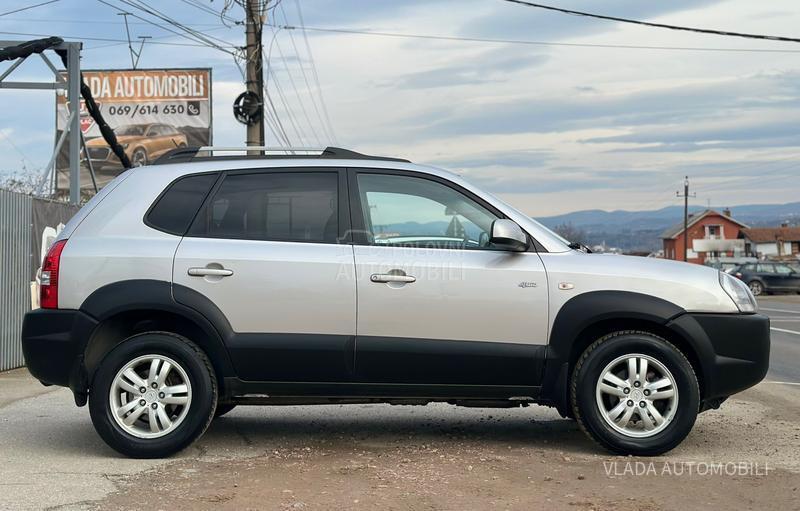 Hyundai Tucson 2.0CRDI MALO KILOMET