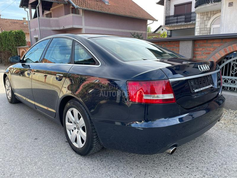 Audi A6 2.4 V6