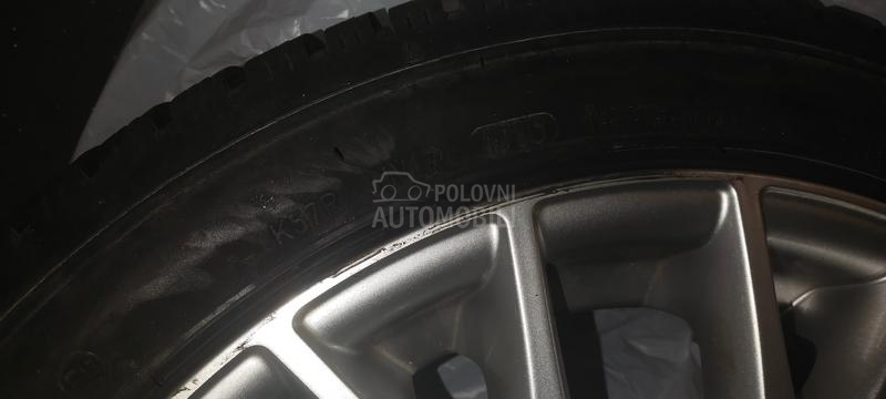 Dunlop 225/45 R17 Zimska