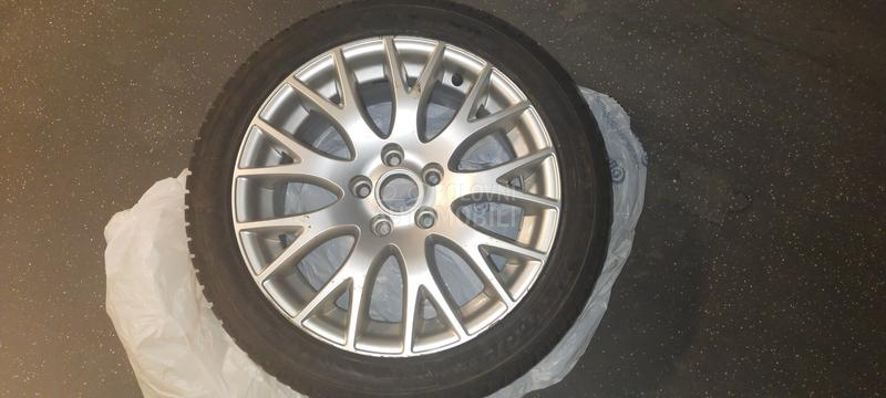 Dunlop 225/45 R17 Zimska