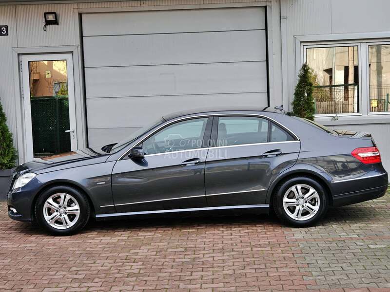 Mercedes Benz E 220 CDi 170ps/AVANTGARDE