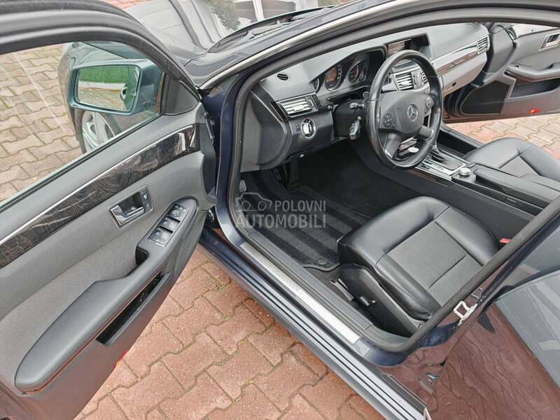 Mercedes Benz E 220 CDi 170ps/AVANTGARDE