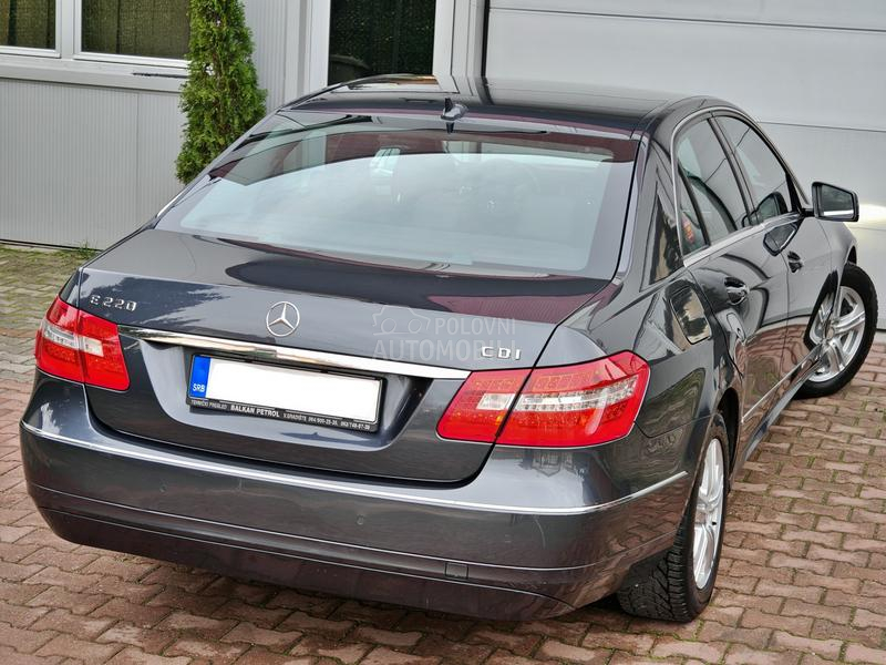Mercedes Benz E 220 CDi 170ps/AVANTGARDE