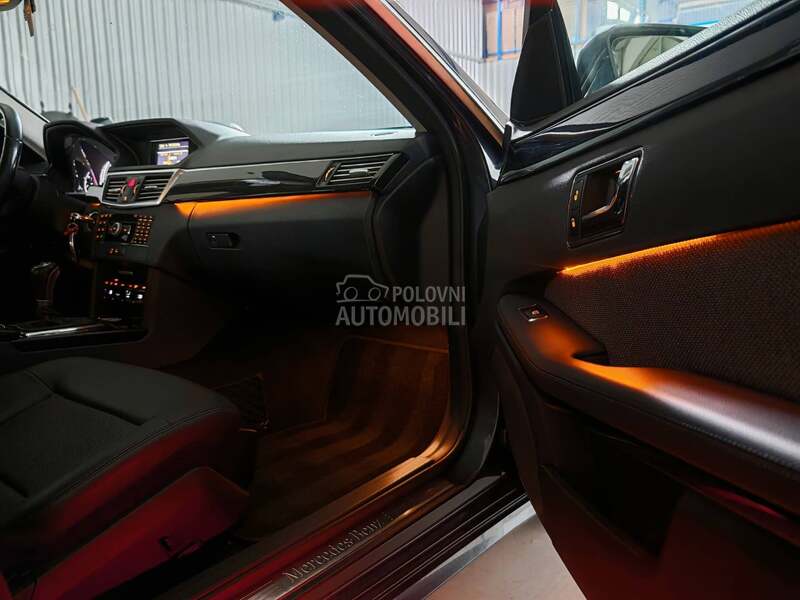Mercedes Benz E 220 CDi 170ps/AVANTGARDE