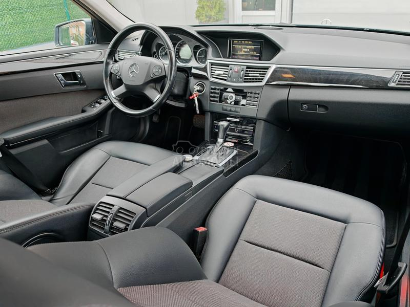 Mercedes Benz E 220 CDi 170ps/AVANTGARDE