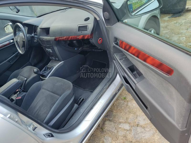 Opel Astra H 1.9cdti