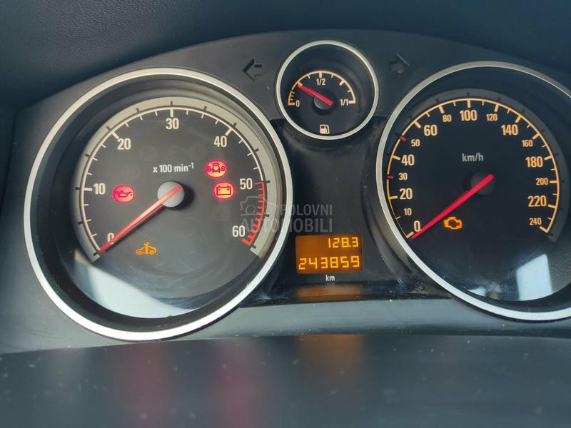 Opel Astra H 1.9cdti