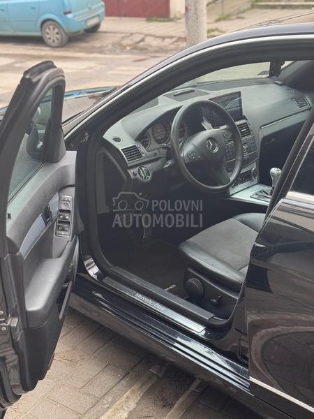 Mercedes Benz C 220 
