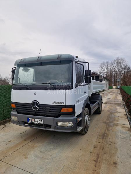 Mercedes Benz 1323