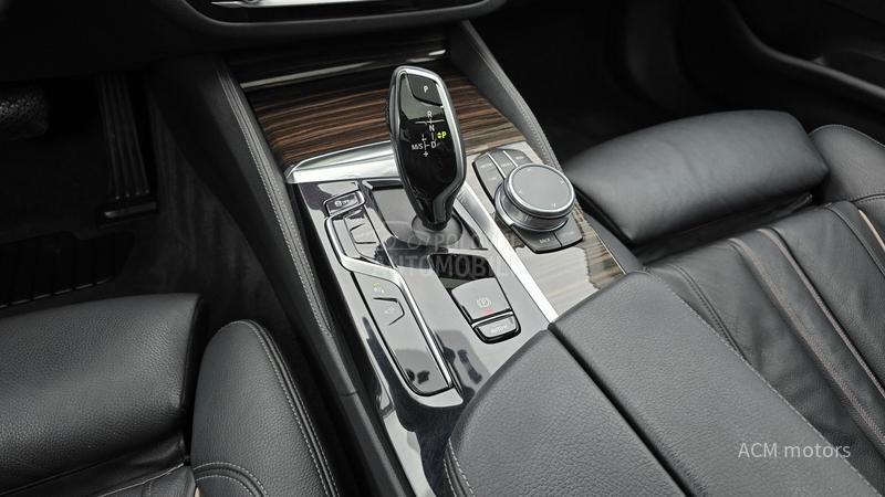 BMW 520 Xdrive Luxury Line