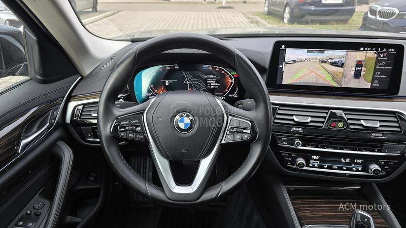 BMW 520 Xdrive Luxury Line