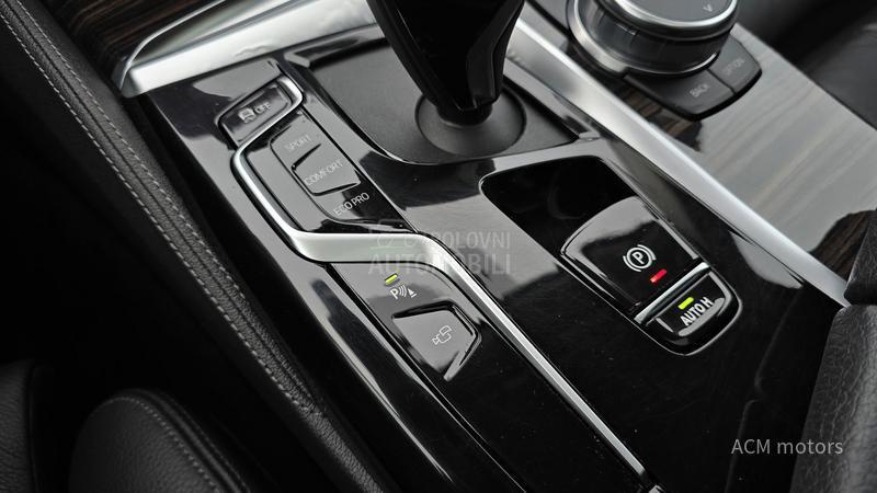 BMW 520 Xdrive Luxury Line