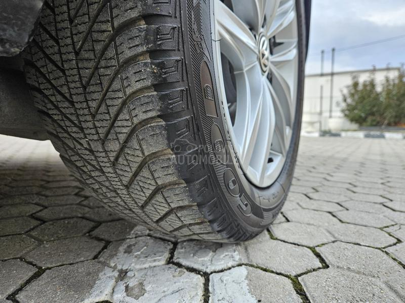 Volkswagen Golf 7 L E D 7 . 5