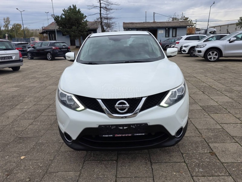 Nissan Qashqai DCI  LED/NAV