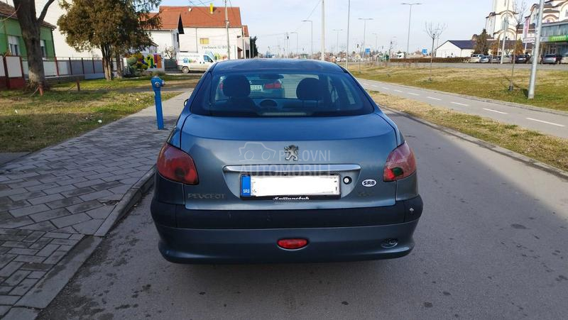 Peugeot 206 