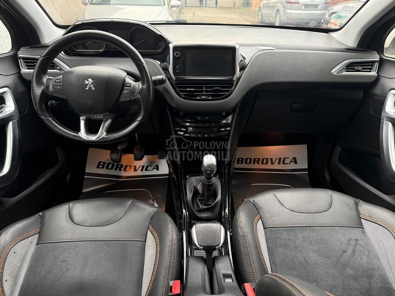 Peugeot 2008 COMPASS EDITION