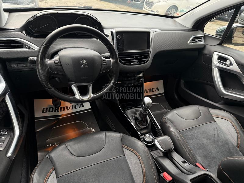 Peugeot 2008 COMPASS EDITION