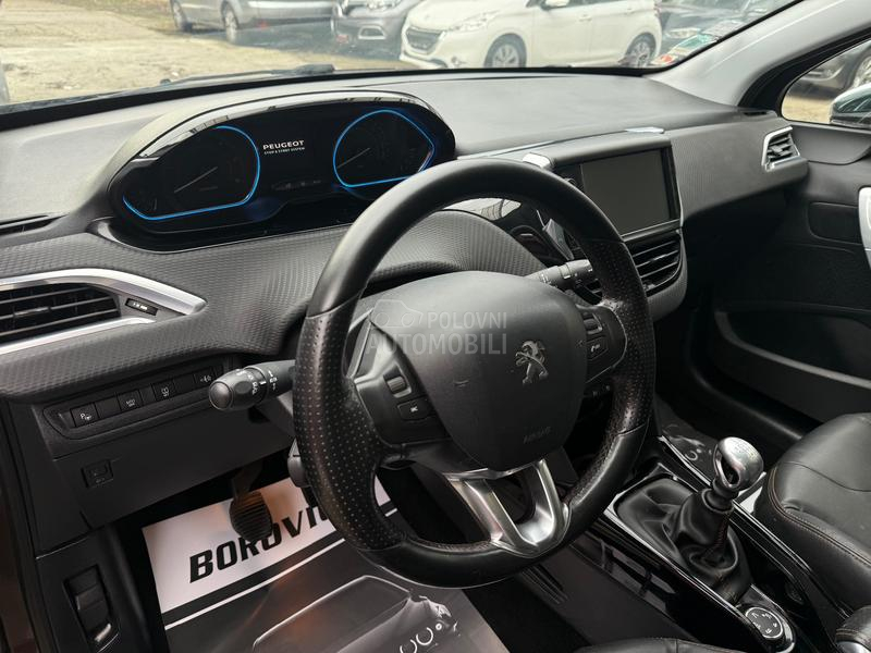 Peugeot 2008 COMPASS EDITION