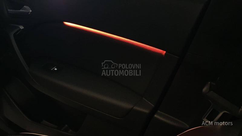 Renault Captur 1.3TCE INTENS MHEV