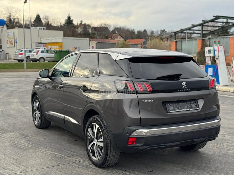 Peugeot 3008 PureTech ALLURE