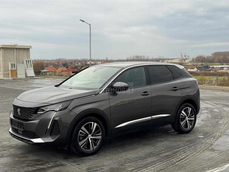 Peugeot 3008 PureTech ALLURE